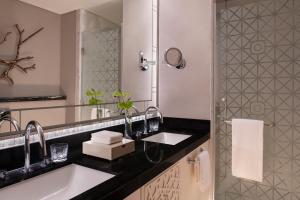 The St. Regis Marsa Arabia Island